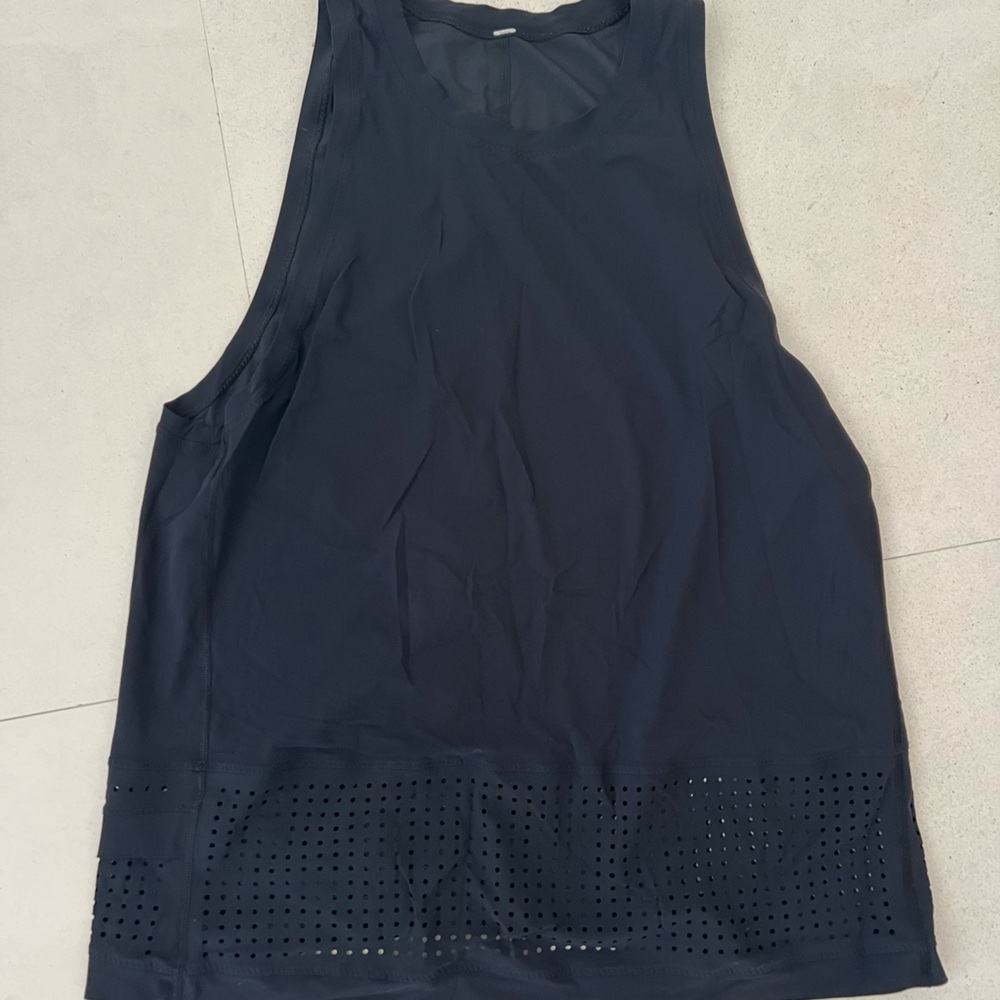 Lululemon large black oversized loose tank. Size 10